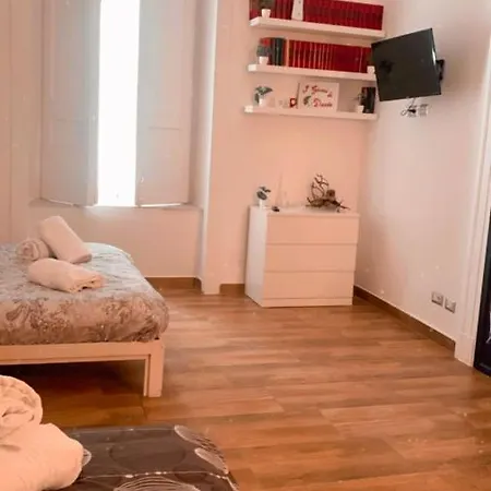 I Gironi Di Dante 公寓 那不勒斯